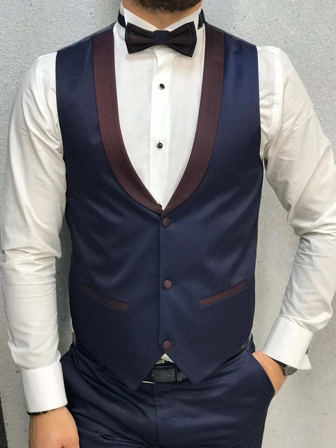 Men's Burgundy Satin Peak Lapel Slim Fit Tuxedo 3 Piece Suit