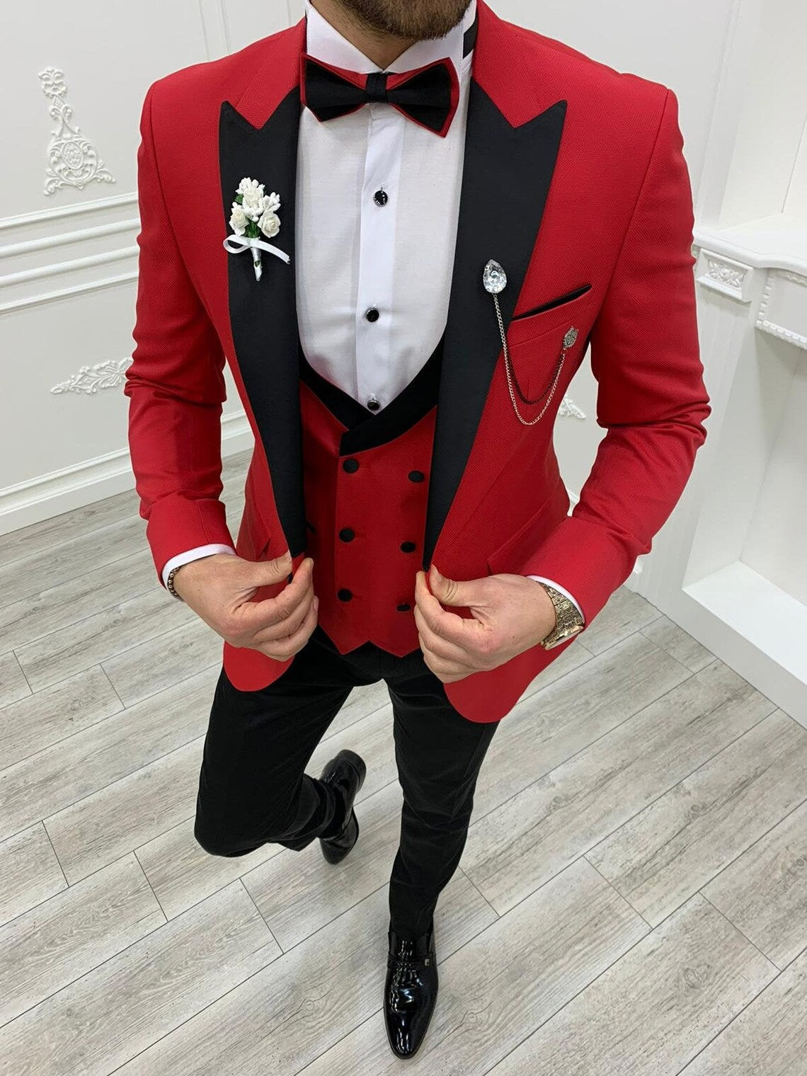Red Slim Fit Tuxedo Men's 3 Piece Peak Lapel Suit (Copy)