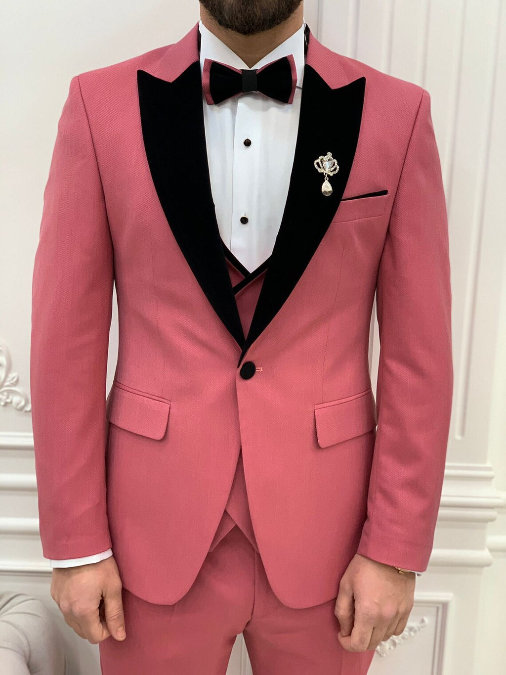 Pink Velvet Tuxedo Suit Slim Fit Peak Lapel 3 Piece