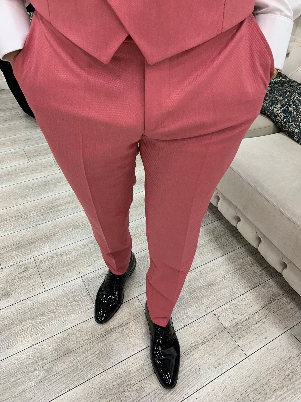 Pink Velvet Tuxedo Suit Slim Fit Peak Lapel 3 Piece