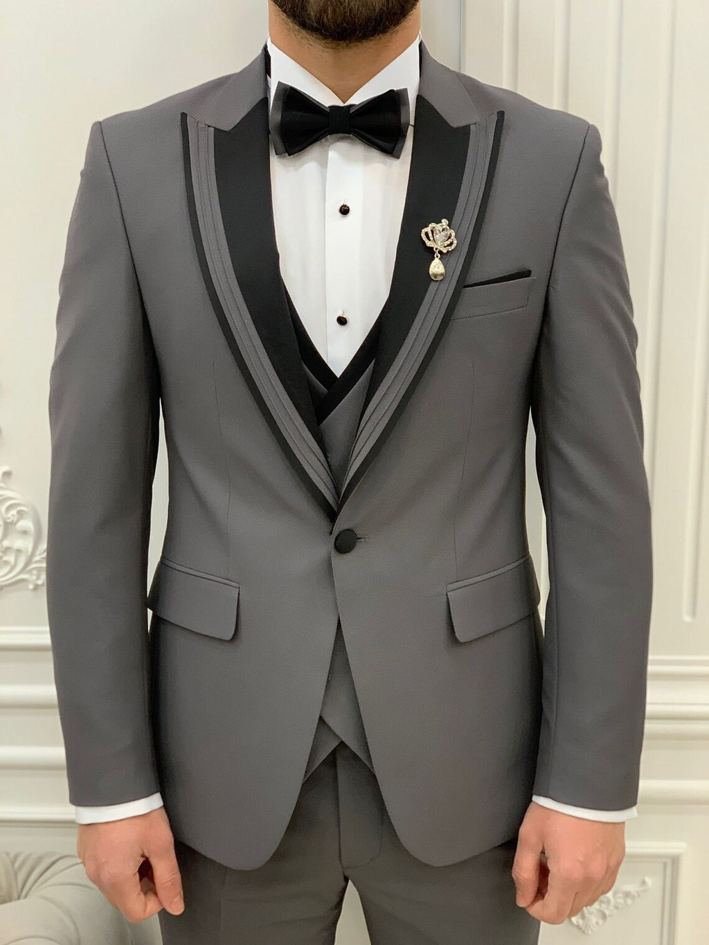 Grey Tuxedo Suit Slim Fit Peak Lapel 3 Piece