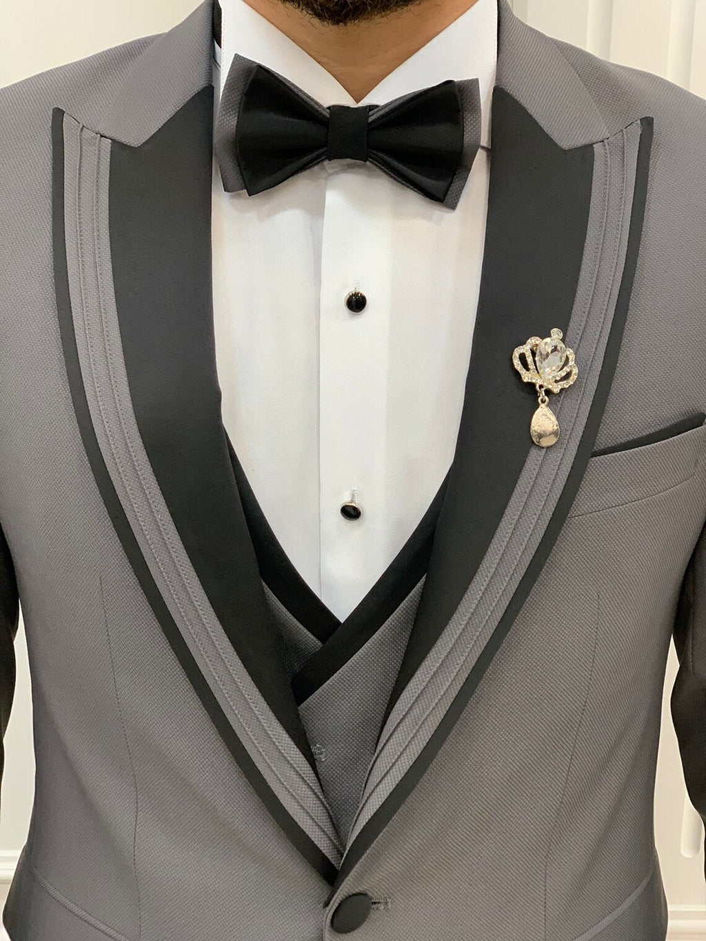 Grey Tuxedo Suit Slim Fit Peak Lapel 3 Piece