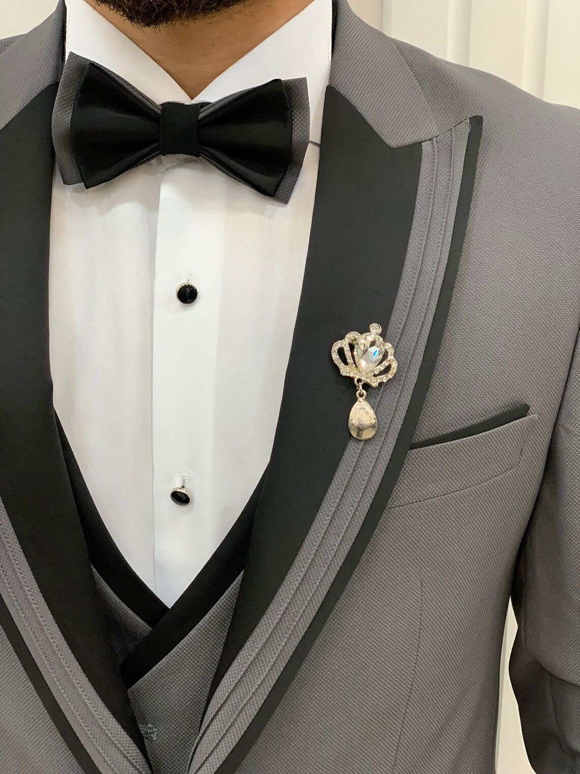 Grey Tuxedo Suit Slim Fit Peak Lapel 3 Piece