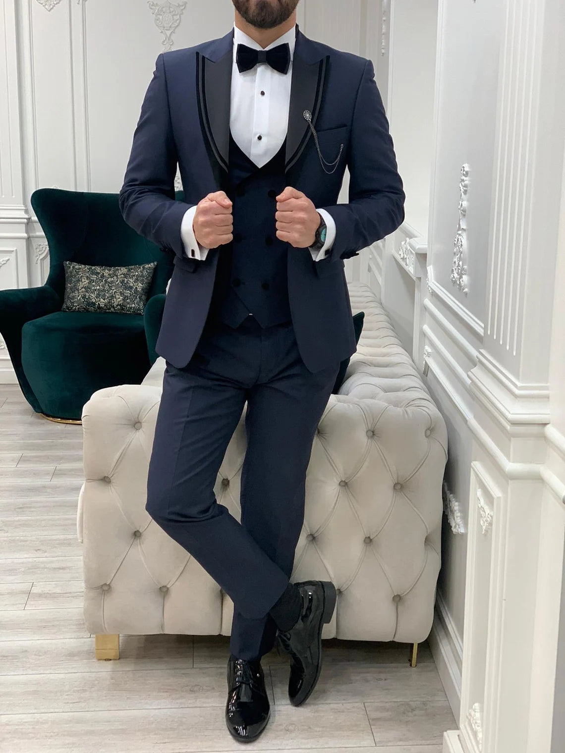 Navy Blue Slim Fit Tuxedo 3 Piece Peak Lapel Suit