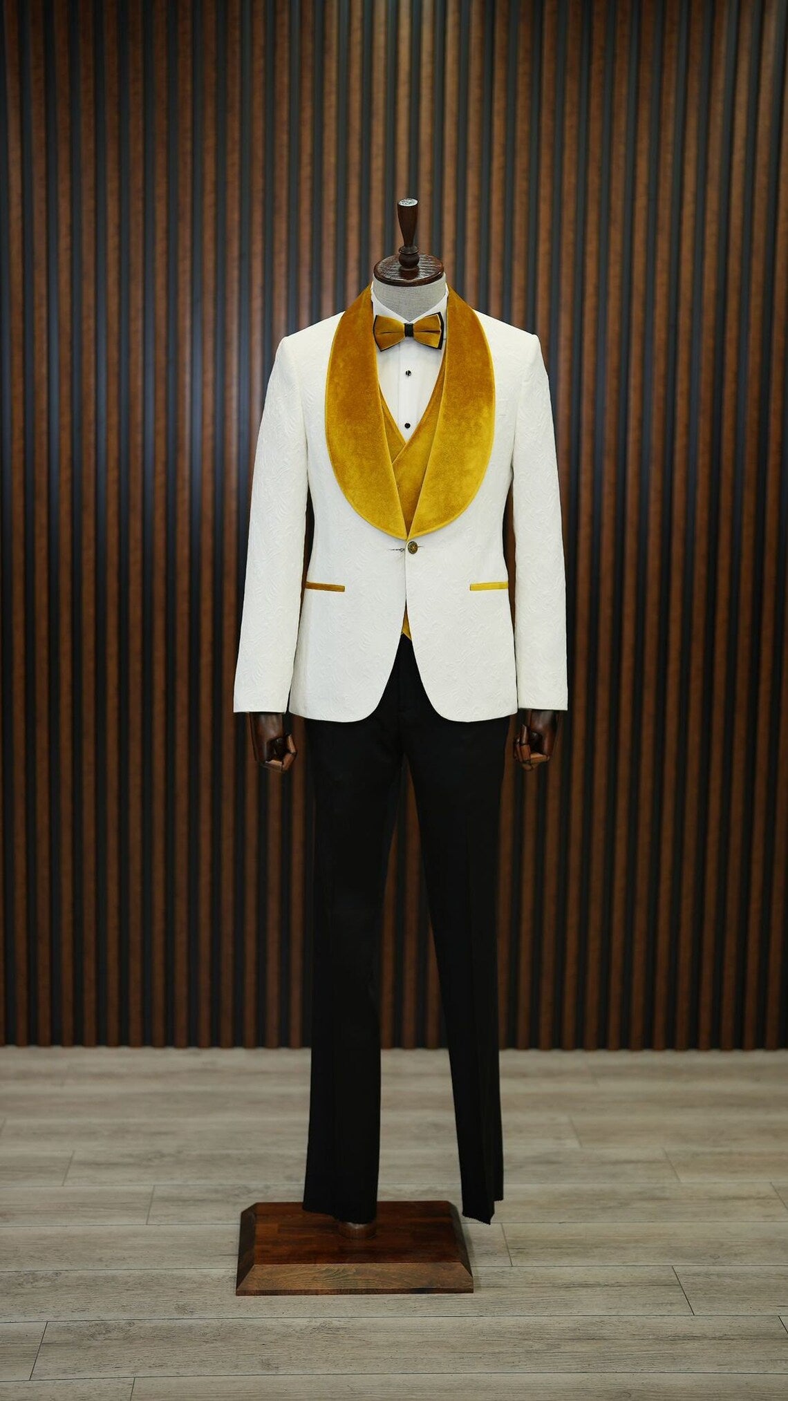 White Slim Fit Suit Yellow Velvet Lapel 3 Piece Wedding Tuxedo