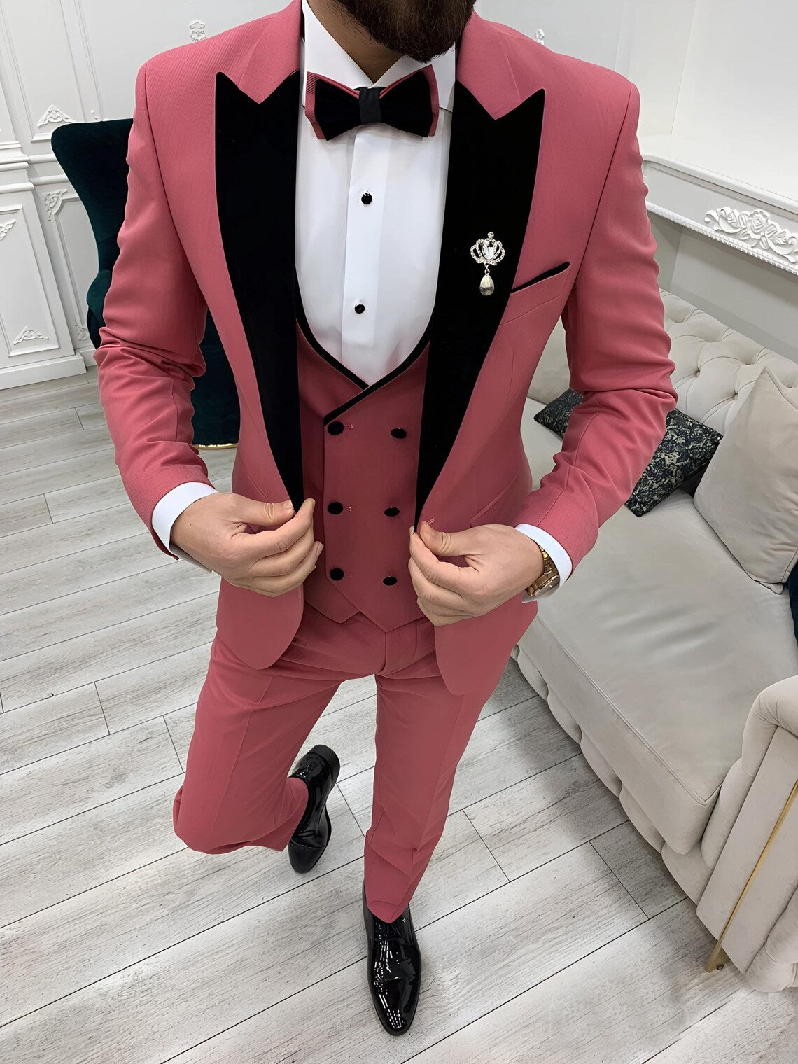 Pink Velvet Tuxedo Suit Slim Fit Peak Lapel 3 Piece