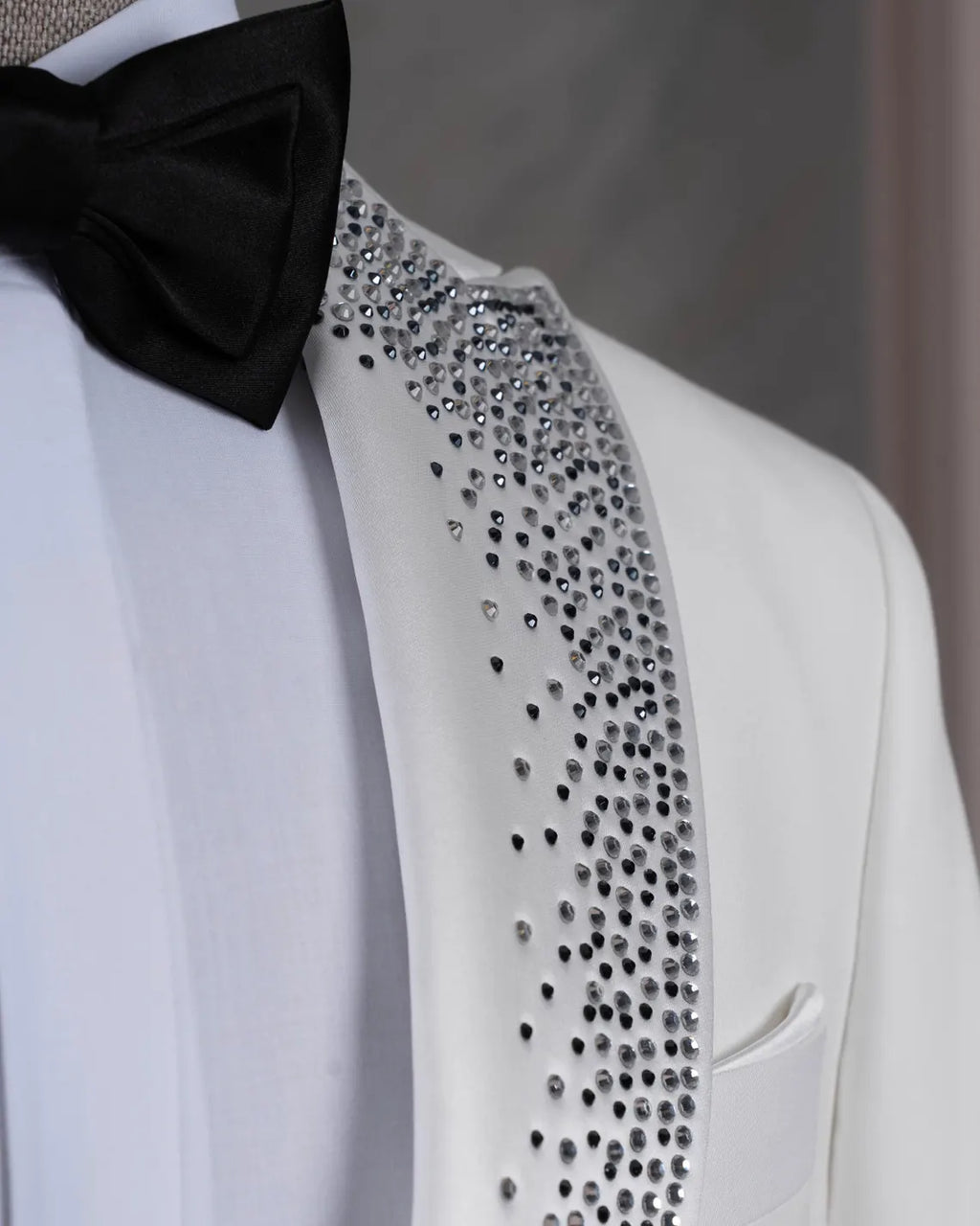 Men's White Italian Tuxedo Suit Slim Fit Peak Lapel Wedding Groom Outfit